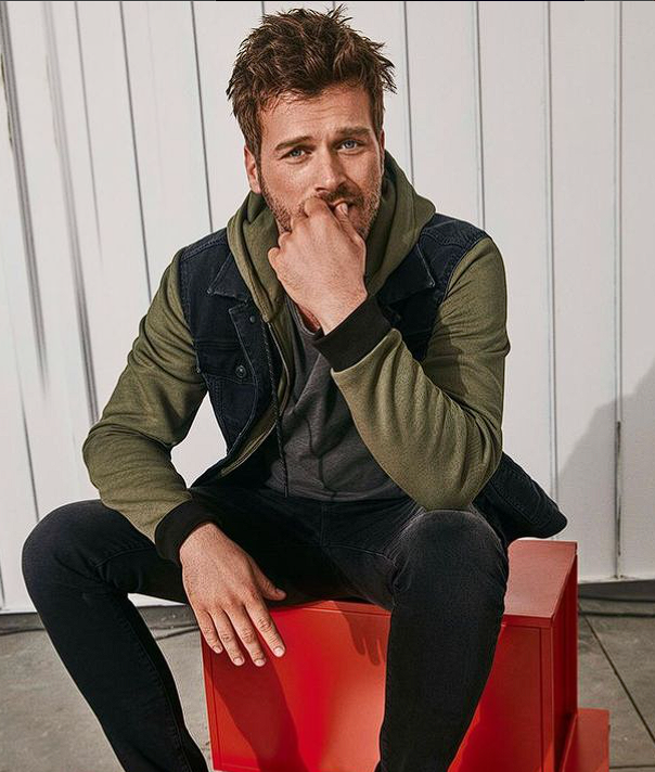 "Kaçıyorlar ülkeden" denilince sessiz kalmadı! Kıvanç Tatlıtuğ'dan jet hızında açıklama - Resim: 2