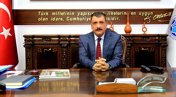 Selahattin Gürkan aslen nereli eşi ve çocukları kimdir asıl mesleği bakın ne? - Resim: 0