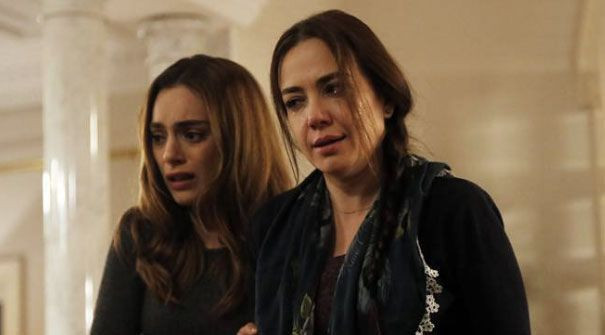 Zalim İstanbul'daki bekaret sahnesi olay oldu! Çarşaftaki kan kriz çıkardı - Resim: 1