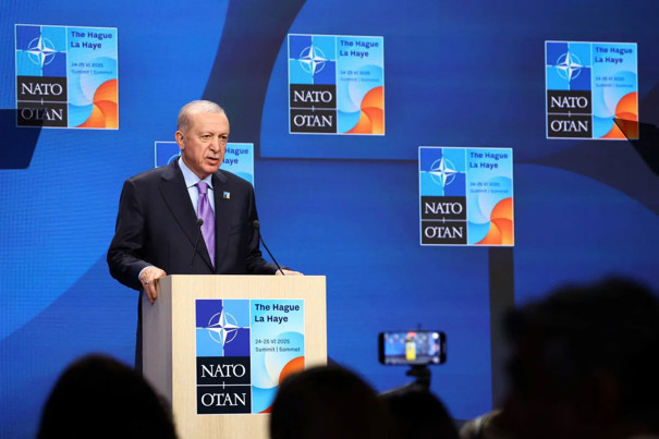 Cumhurbaşkanı Erdoğan: İran ve İsrail ateşkese uymalı - Resim: 0