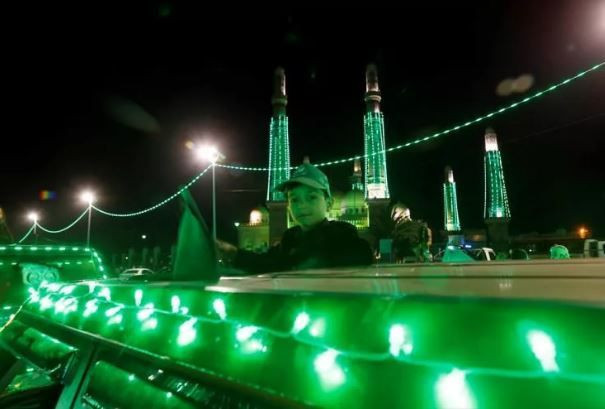 Çatışmalara aldırış etmediler! HZ. Muhammed'in doğumunu büyük coşkuyla kutladılar - Resim: 2