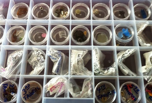 Kargalar bu kızı ödüllendiriyor - Resim: 4