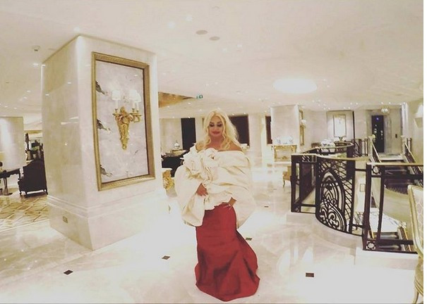 Banu Alkan'ın yasak aşkı Gürbüz Hanif öyle bir servet sunmuş ki... - Resim: 4