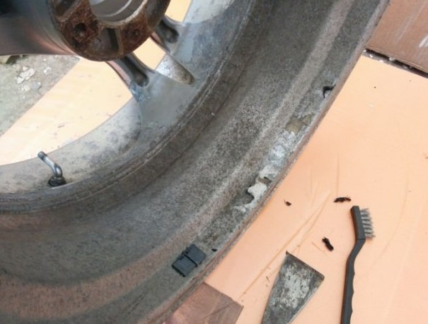 Araba jantından bakın ne yaptı - Resim: 2