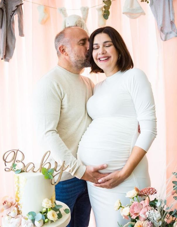 Bergüzar Korel ve Halit Ergenç'ten radikal karar Türkiye'den gidiyorlar - Resim: 3