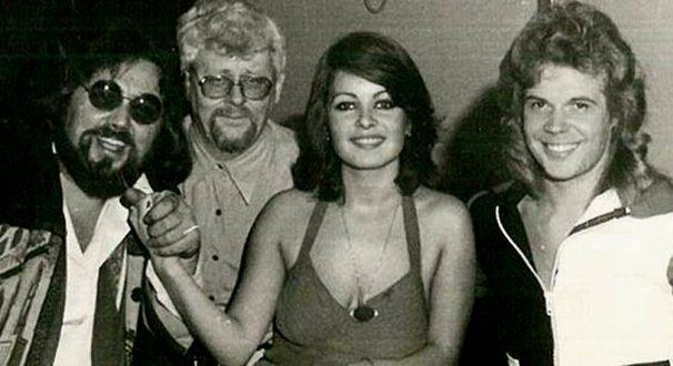 Müzik camiası bir efsaneyi daha kaybetti! - Resim: 4