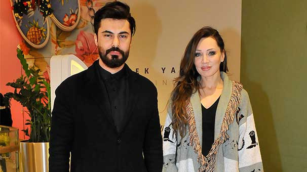 Umut Akyürek kaç yaşında eşi Oktay Ertuğrul kimdir mesleği ne? - Resim: 1