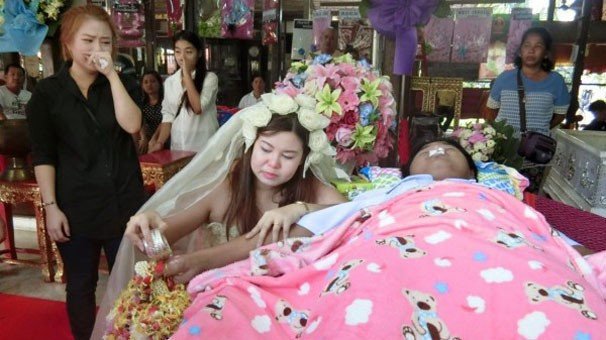 Sevgilisi aniden ölünce cesediyle evlendi! - Resim: 3