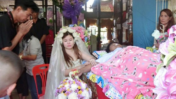 Sevgilisi aniden ölünce cesediyle evlendi! - Resim: 4