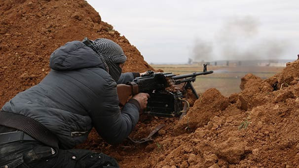 El Bab'dan çok özel fotoğraflar ÖSO askerleri... - Resim: 1