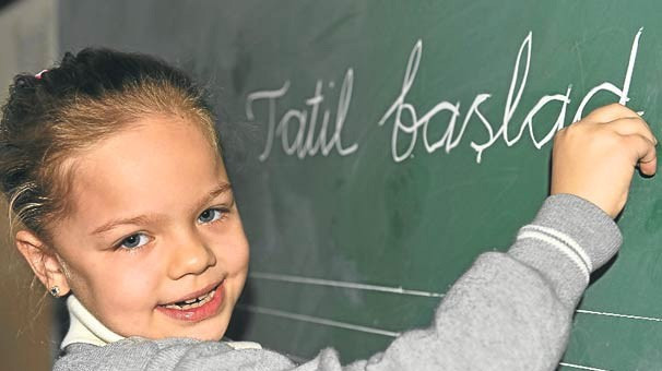 "Çocuğunuzu direkt sanayiye verin" ilginç karne capsleri! - Resim: 3