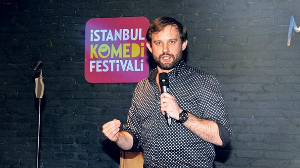 Türkçe bilmeyen Osmanlı torununa bakın herkes onu konuşuyor - Resim: 2