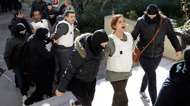 O teröristler mahkemeye böyle getirildi! - Resim: 1