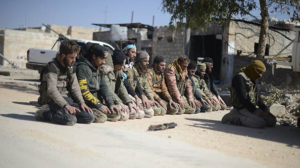 Fırat Kalkanı Operasyonu'ndan kare kare El Bab! - Resim: 1