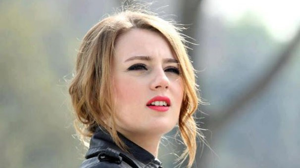 Kara Sevda'nın bomba transferi Gizem Karaca görücüye çıktı! - Resim: 3