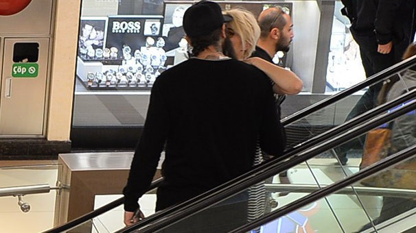 İçerde'nin Yeşim'i Gözde Kansu dudak dudağa yakalandı - Resim: 3