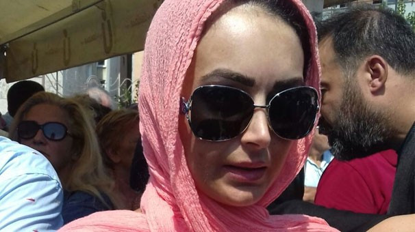 Vatan Şaşmaz'ın cenazesinde sürpriz isim - Resim: 2