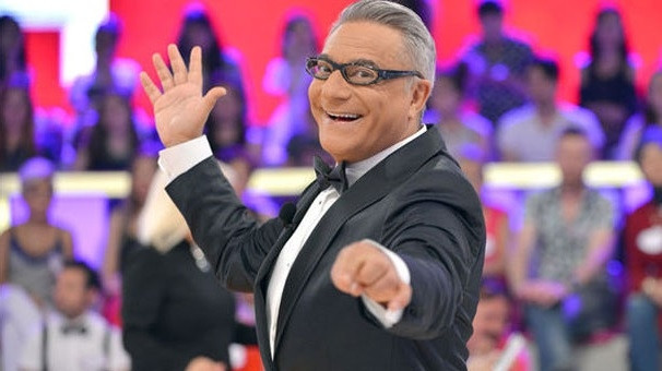 Mehmet Ali Erbil sette genç kadını taciz etti olay iddia - Resim: 3