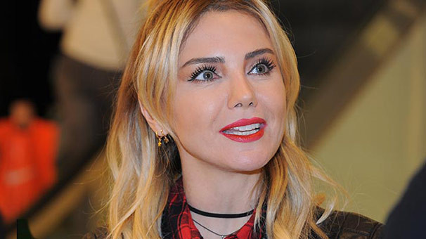 Ünlü sunucu fena yakalandı! Gizli aşk deşifre oldu - Resim: 1