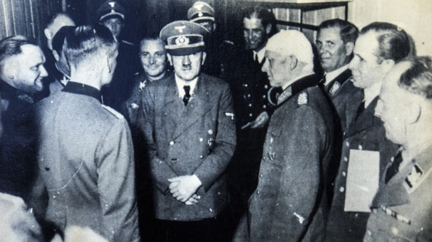 Dünya tarihini değiştirecek iddia aslında ölmedi aramızda! - Resim: 4