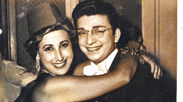 Zeki Müren'in subay aşkı ortaya çıktı! Zeki Müren çarşaf giyip... - Resim: 4