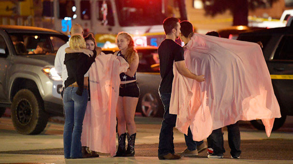 ABD'de barda katliam 12 kişi öldü, polis de saldırganı öldürdü - Resim: 3