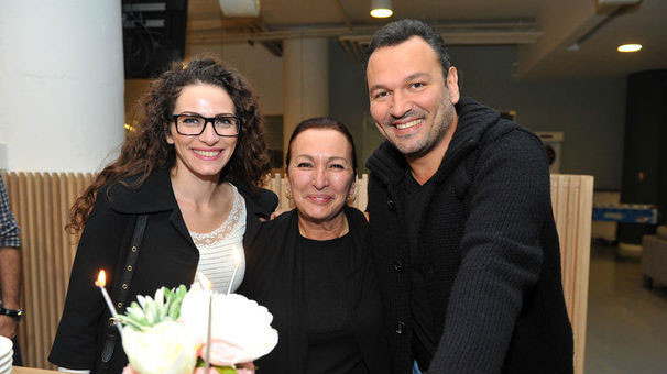 Sessiz sedasız apar topar evlendi iddialar bomba gibiydi - Resim: 4