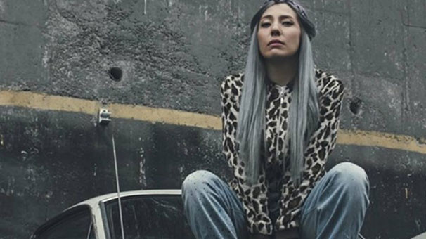 Sokak ortasında dehşet! Kocası ünlü rapçiyi silahla dövdü - Resim: 4