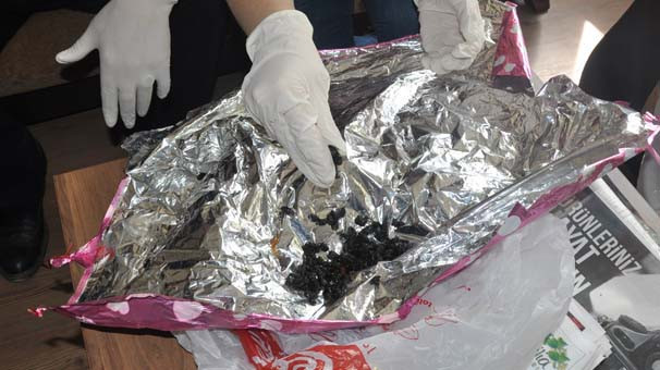 Bursa'da akıl almaz olay: Paraşütle atıldı ne olduğu belirlenemiyor! - Resim: 2