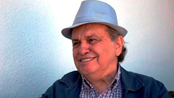 Usta oyuncu ölümle pençeleşiyor! Kızının paylaşımı yürekleri dağladı - Resim: 4