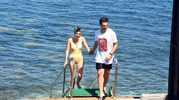 Cem Belevi panikledi Tişörtünü çıkarmaktan vazgeçti - Resim: 4