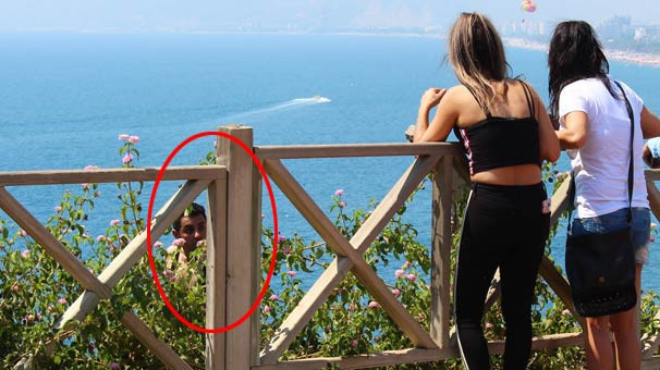 Kız arkadaşlarına kızdı ortalığı savaş alanına çevirdi - Resim: 1