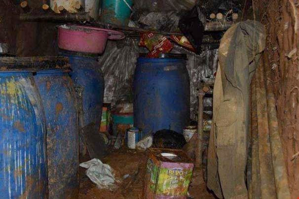 PKK'nın 4 odalı mağarasından çıkanlara bakın - Resim: 3