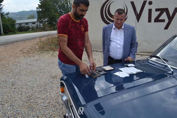 1971 model otomobiline gözü gibi bakıyor - Resim: 2