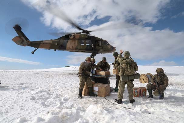 Mehmetciğe büyük sürpriz! Bakın o paketlerden ne çıktı - Resim: 3