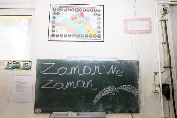 FETÖ'nün okulunda bulunan gizli bölme! İçindekilere bakın - Resim: 3