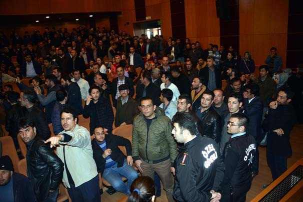 Kurada aynı isim iki kez çıkınca... Salon birden karıştı - Resim: 4