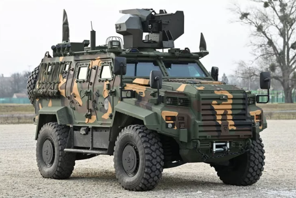 Macaristan'a 10 adet Türk zırhlısı Ejder Yalçın'ın ilk teslimatı yapıldı - Resim: 4