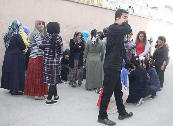 Öldürülen AK Partili başkanın eşi böyle haykırdı - Resim: 1