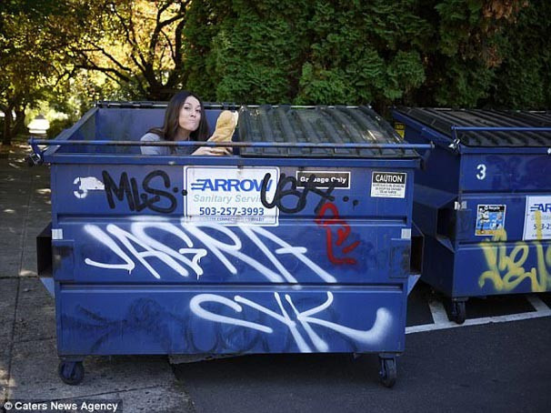 Çöp yiyerek dünya turu yaptı!! - Resim: 1