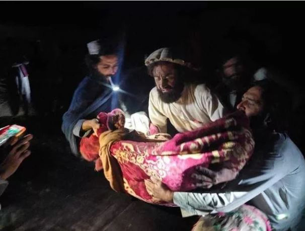 Afganistan'da 6.1 şiddetinde deprem: En az 950 ölü, 610 yaralı - Resim: 0