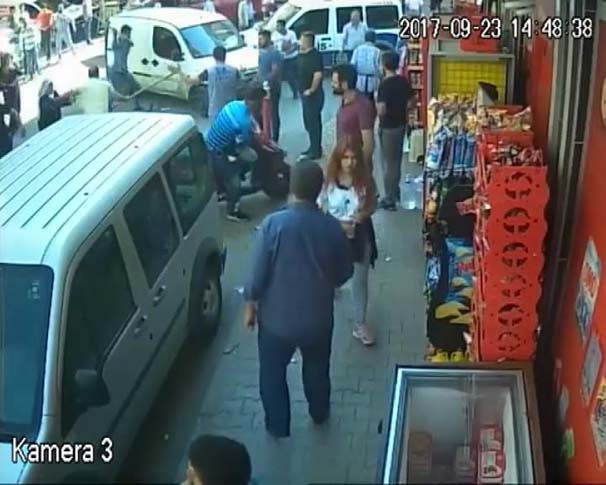 İstanbul'da şoke eden görüntü! Polis niye seyretti - Resim: 3