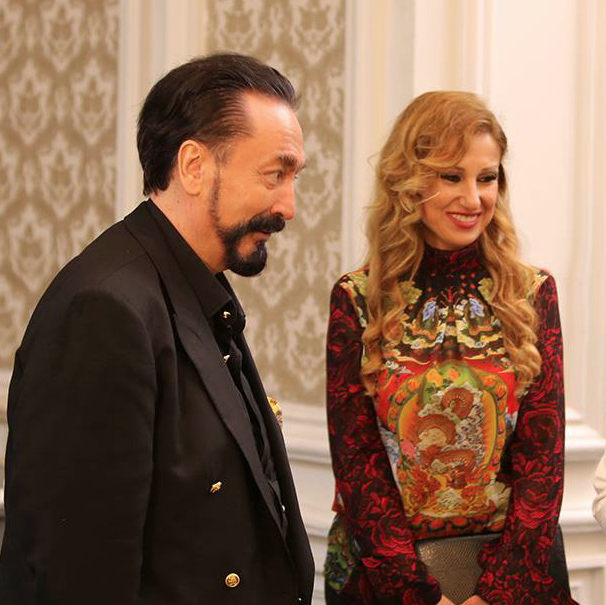 Kediciklerin niye birbirine benzediği anlaşıldı! Meğer Adnan Oktar onları...  - Resim: 1