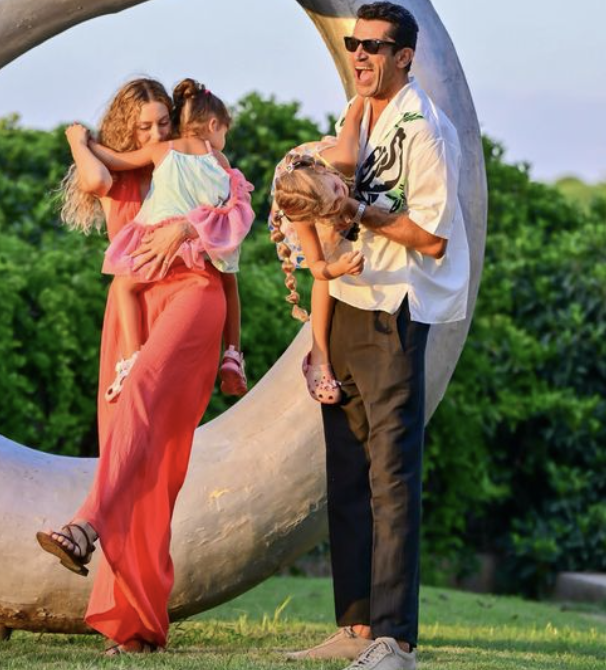 Sinem Kobal'dan 2025'e veda! İşte son karesi... - Resim: 1