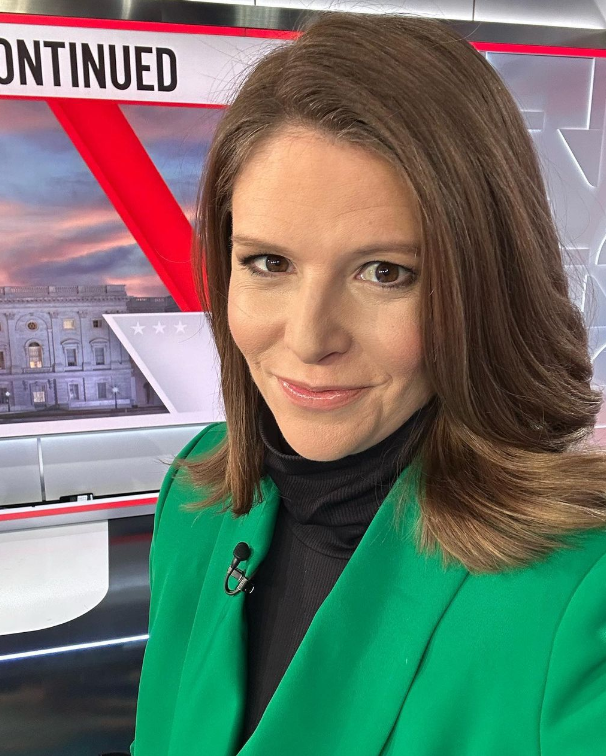 Banyoda şok görüntü: Ünlü sunucu Kasie Hunt, kocasının müdahalesiyle doğurdu - Resim: 3