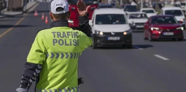 İstanbul'da trafik duracak! Birçok yol ve cadde kapatılıyor - Resim: 1