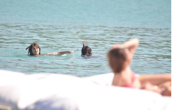 Burak'ın hayranları yardımına koştu - Resim: 4