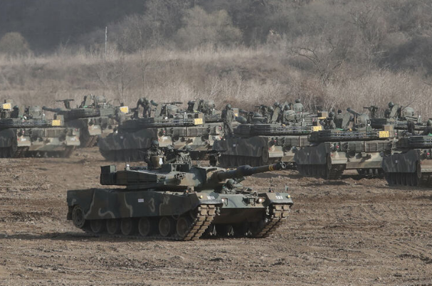 Yüzlerce tank harekete geçti! Dünyayı tedirgin eden görüntüler - Resim: 4