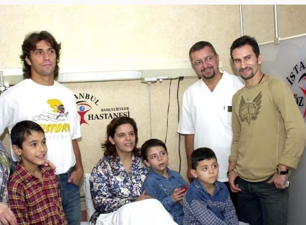 Futbol camiasının şaşırtan kıyafet seçimleri - Resim: 4