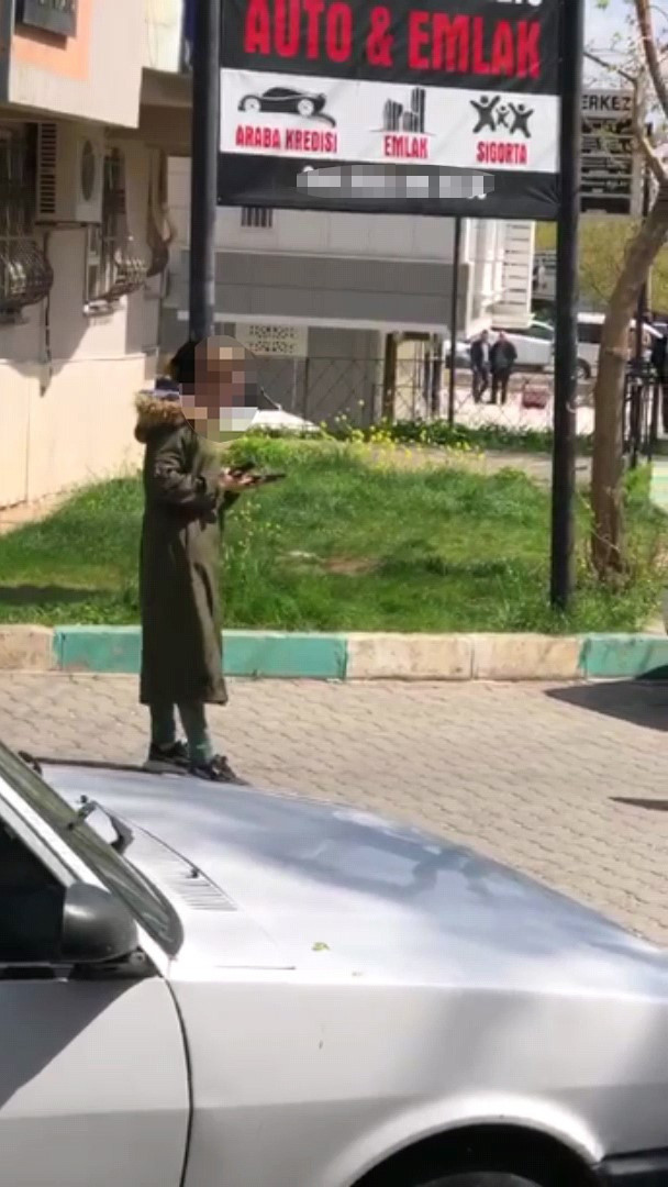 Şanlıurfa'da bir kadın, öldürdüğü adamın başında bekledi - Resim: 0